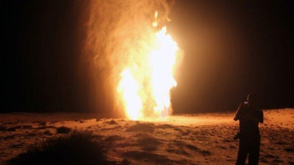 Petrol çalmaya çalışan bir kişi yangın çıkardı: 6 ölü