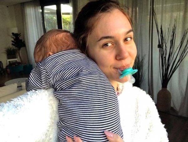 Berfu Yenenler doğum kilolarını verdi