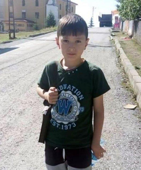 Çocuğa çarparak ölümüne neden olan polise para cezası