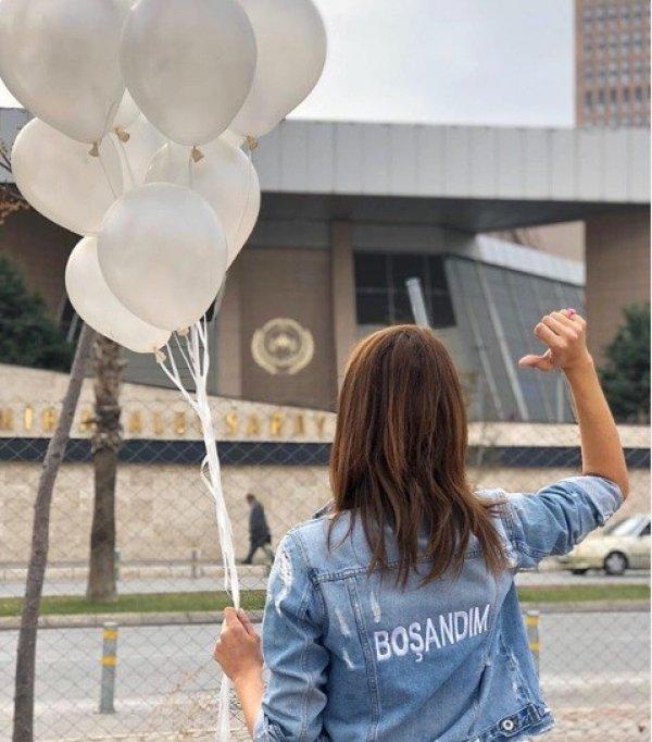 3,5 yıl sonra eşinden boşanınca bando ekibi çağırdı