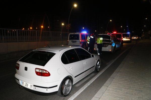 Adana'da dur ihtarına uymayan sürücü alkollü çıktı