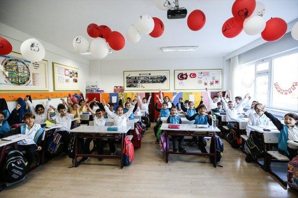 Öğrencilerin ilk karnesiz ara tatili bugün başlıyor