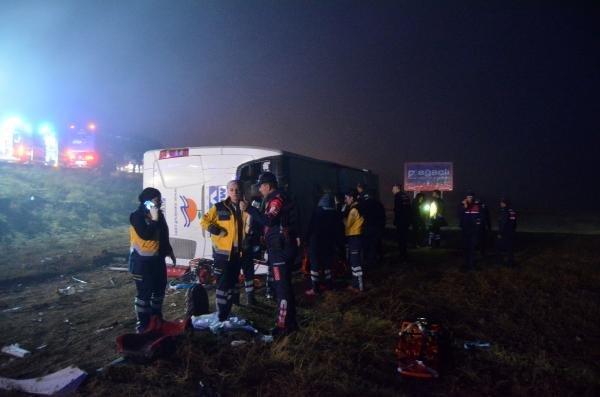 Aksaray'da yolcu otobüsü kazasında 1 ölü 45 yaralı