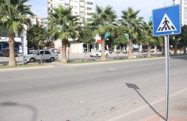 Yaya yolunda otomobilin çarptığı kız çocuğu öldü