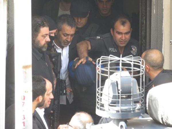 Pendik'te silahlı saldırı: 3 ölü, 1 yaralı