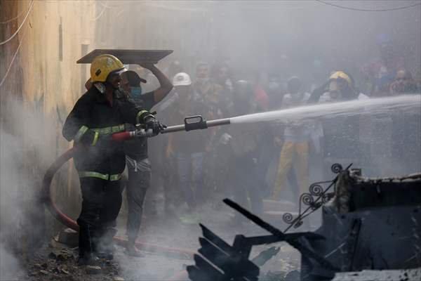 Irak'ta depolar ateşe veriliyor