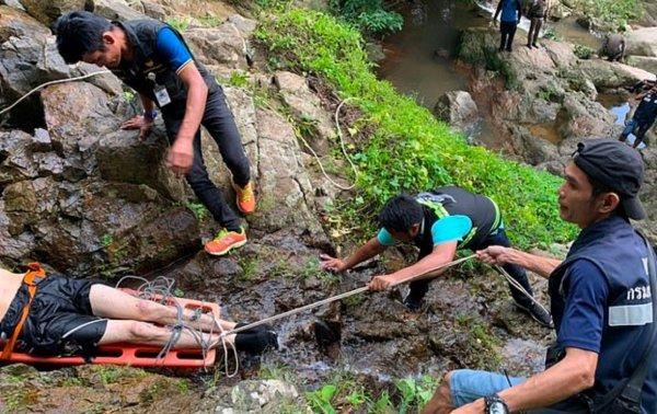 Fransız turist selfie çekerken şelaleden düştü