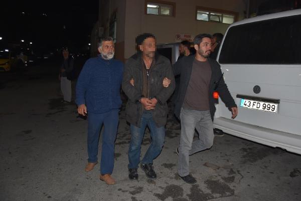 Kütahya'da bir kişi eski eşini ve fırıncıyı vurdu