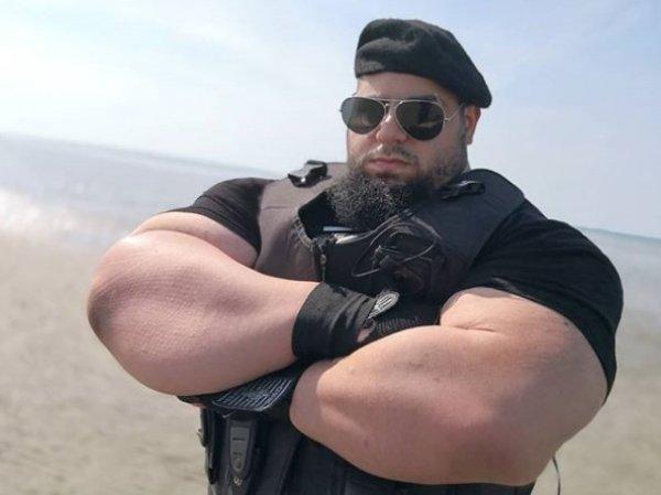 İranlı Hulk, ABD'de 3. Dünya Savaşı'na katılacak