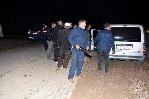 Kütahya'da bir kişi eski eşini ve fırıncıyı vurdu