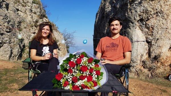 Metrelerce yükseklikte nikah kıydılar