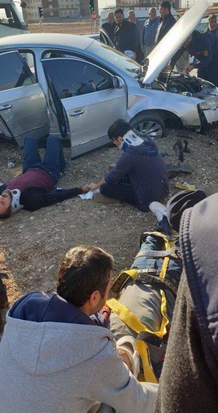 Adıyaman'da trafik kazası: 3 yaralı