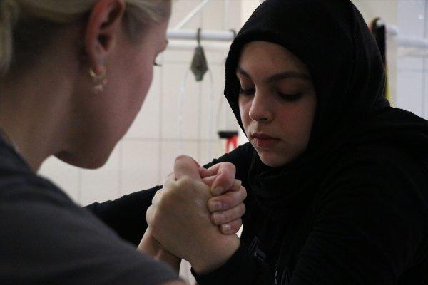 Bilek güreşçisi Nisa dünya üçüncüsü oldu
