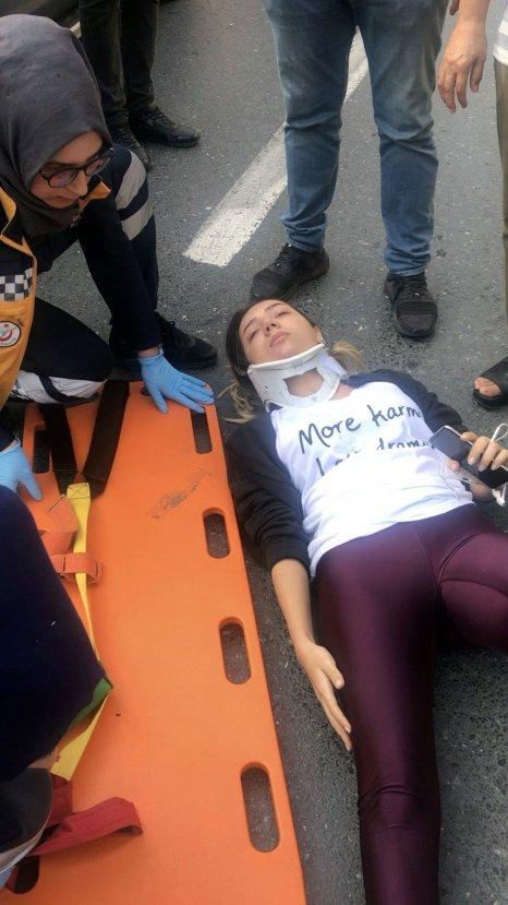 15 yaşındaki lise öğrencisi genç kıza çarptı