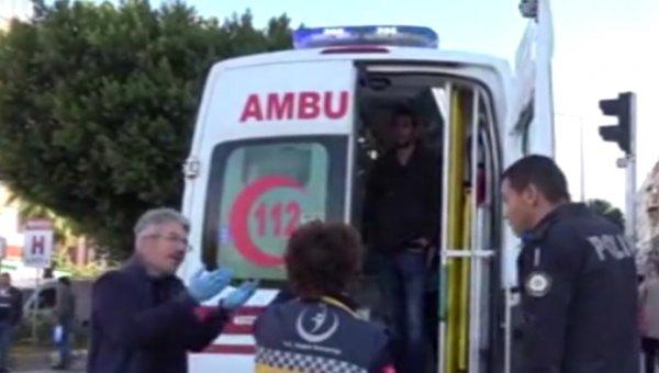 Antalya'da cansız manken gibi duran İranlı