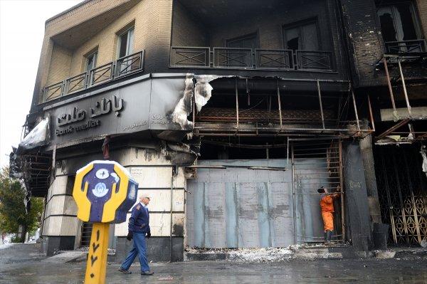 İran'daki gösterilerin yol açtığı tahribat büyük