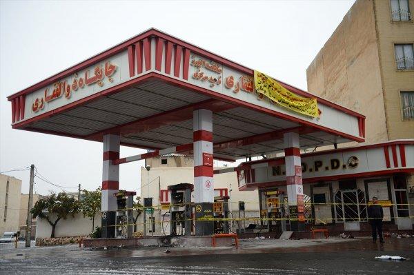 İran'daki gösterilerin yol açtığı tahribat büyük