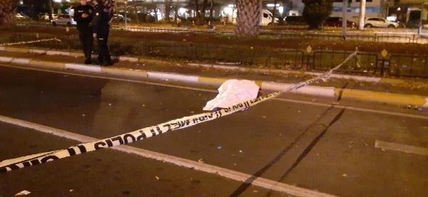 İstanbul'da bir sürücü yayaya çarpıp olay yerinden kaçtı