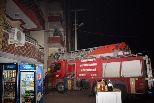 Ocağı tamir etmeye geldi, gaz kaçağını çakmakla kontrol etti
