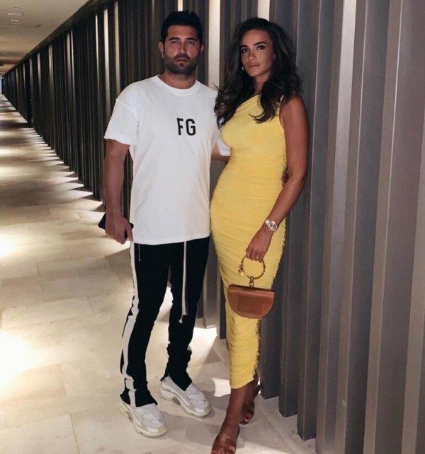 Eşinden Açalya Samyeli Danoğlu'na hamilelik hediyesi