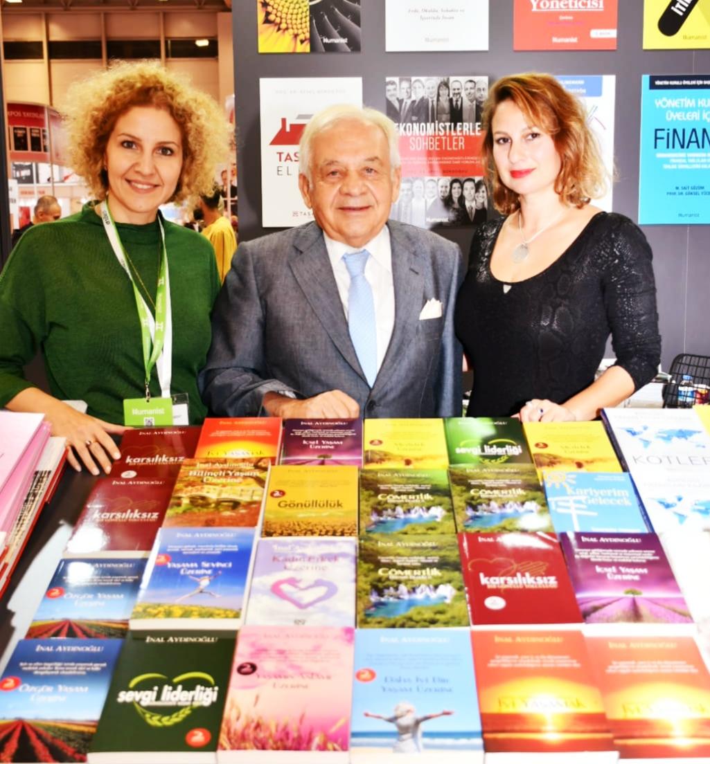 H. Zeynep Altan ile Varlığında Yokluğunda Kadın’ı konuştuk