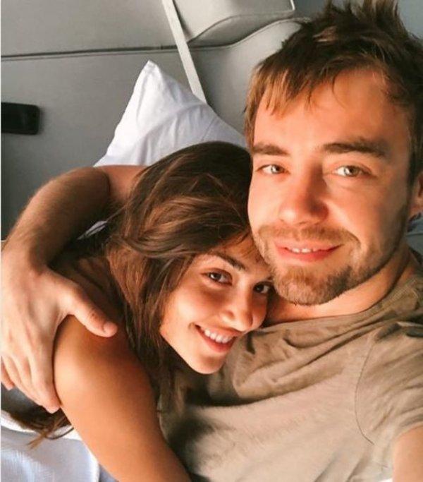 Murat Dalkılıç’tan romantik Hande Erçel paylaşımı