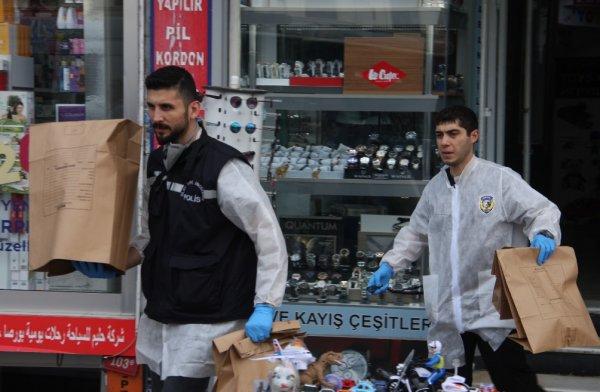 İş hanına giren hırsızlar 500 bin TL çaldı