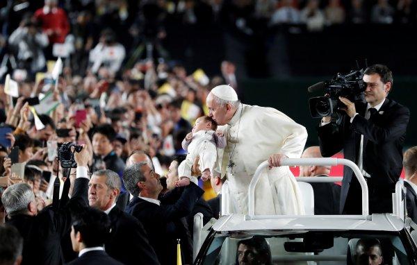 Papa, 38 yıl sonra Tokyo'da