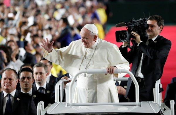 Papa, 38 yıl sonra Tokyo'da