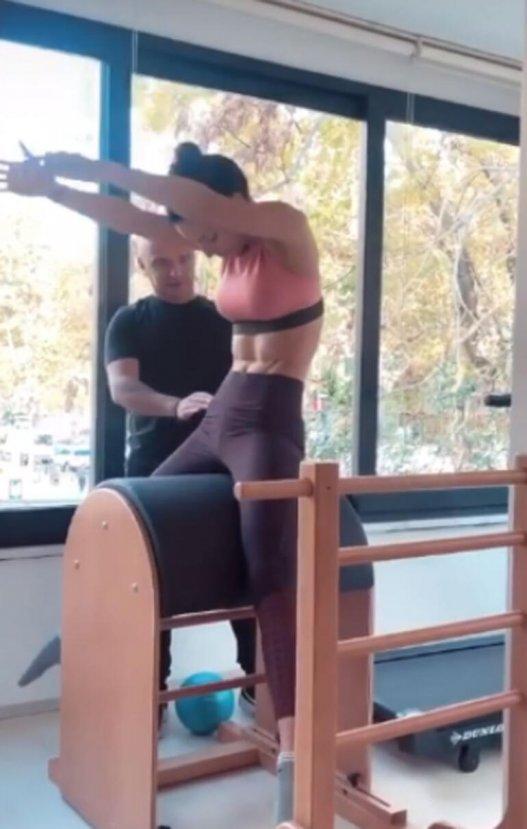 Sedef Avcı'dan kas şov