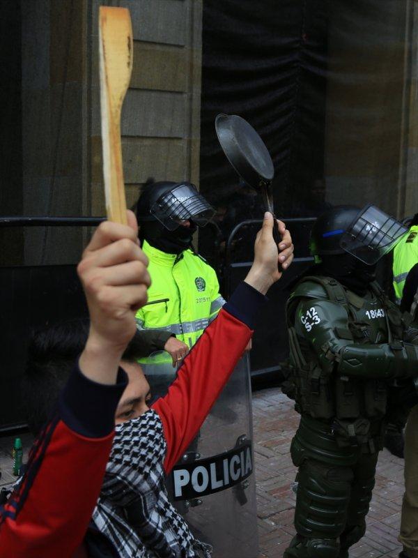 Kolombiya'da genel grev protestolarında yedinci gün