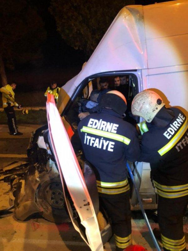 Tankere arkadan çarptı, hastanede öldü