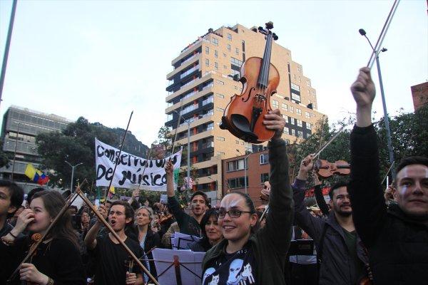 Kolombiya'da genel grev protestolarında yedinci gün