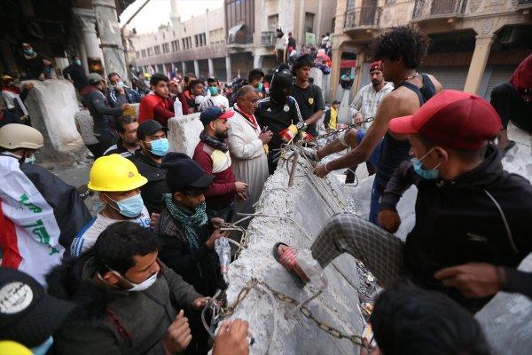 Irak'ta Başbakan Adil Abdulmehdi istifa etti