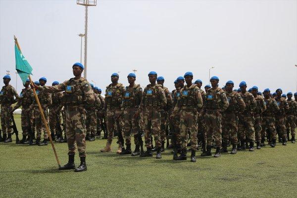 TSK'nin eğittiği 363 Somalili askerin eğitimi tamamlandı