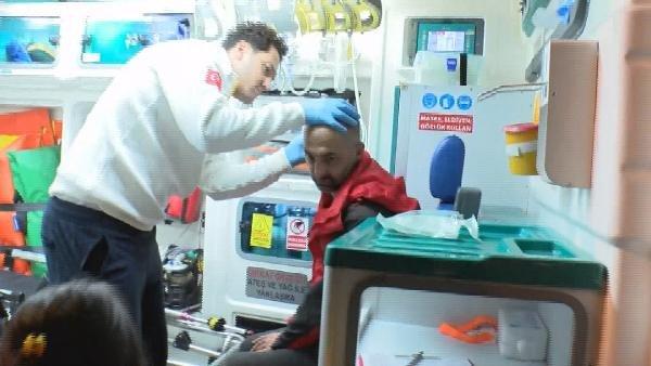 Alkol alan iki kişi, silah kabzasıyla darbedildi