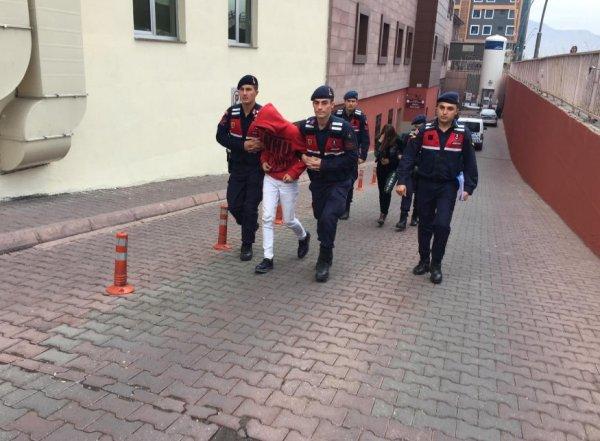 Evlere giren iki kuzen operasyonla yakalandı