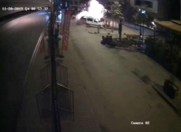 YPG'li terörist, Adana'daki bombayı Suriye'den patlattı