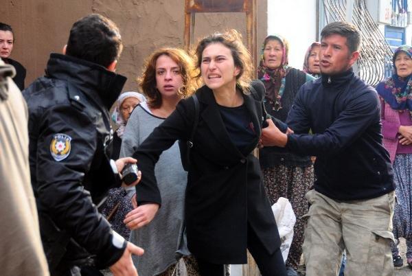 Adanalı uyuşturucu bağımlısı genç, annesini öldürdü