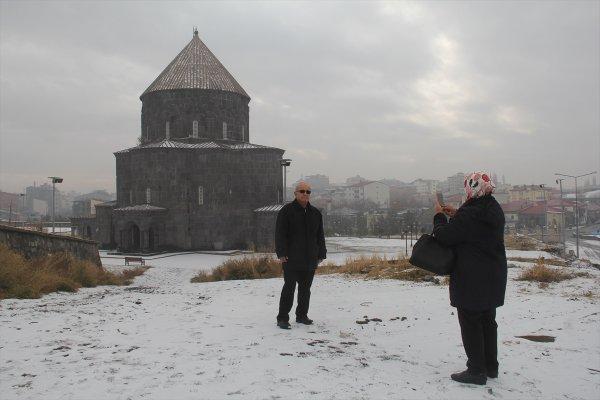 Uludağ'da kar yağışı başladı