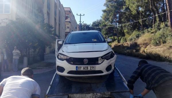 Otomobil sürerken tüfekle vurularak öldürüldü