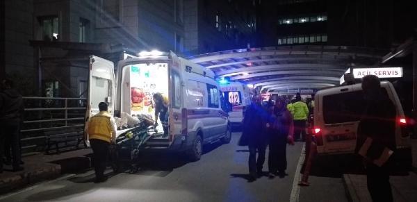 Bursa'da kavgayı ayırmaya giden polis başından vuruldu