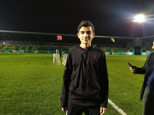 15 yaşındaki futbolcunun dili boğazına kaçtı