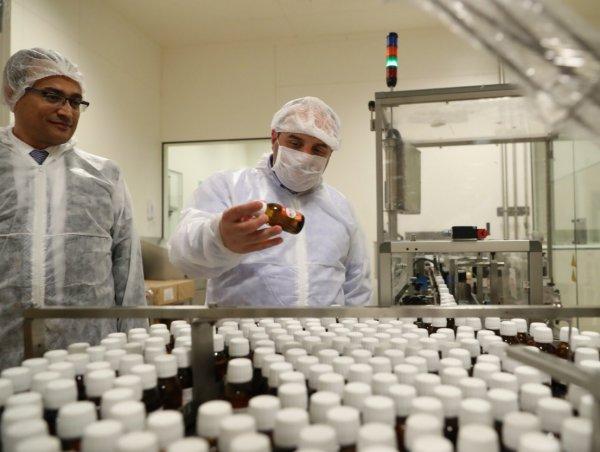 Gece gündüz demeden çalışan bakan: Mustafa Varank