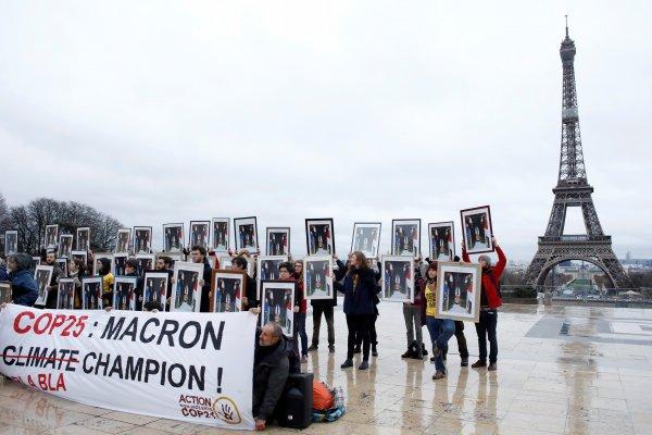 Fransızlar Macron’un istifasını istiyor