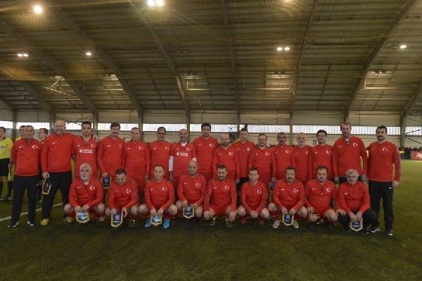 Türk ve Ukraynalı milletvekillerinin dostluk maçı