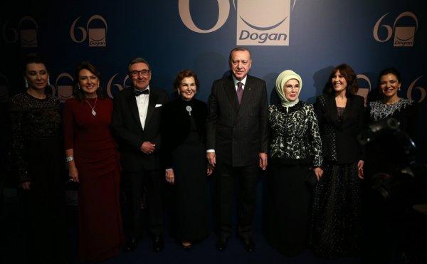 Aydın Doğan, Şevval Sam ile Kelkit Türküsü'nü söyledi