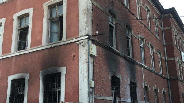 Tarihi Sirkeci Garı'nda yangın