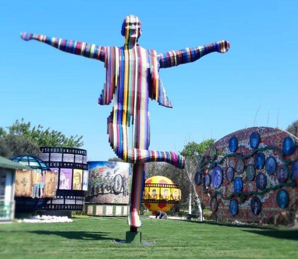 CHP'li belediye Atatürk heykelini kaldırma kararı aldı