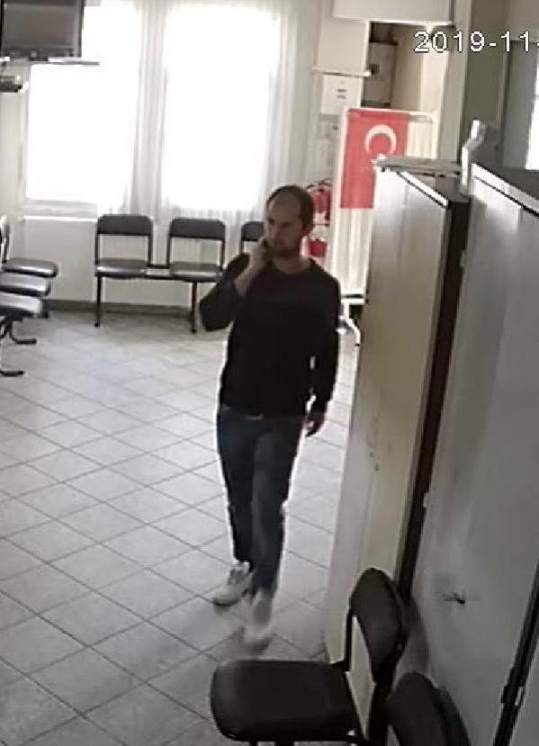 Doktora kafa atan saldırgan yakalandı